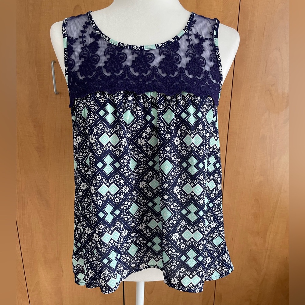 Sleeveless Summer Top Sz. M